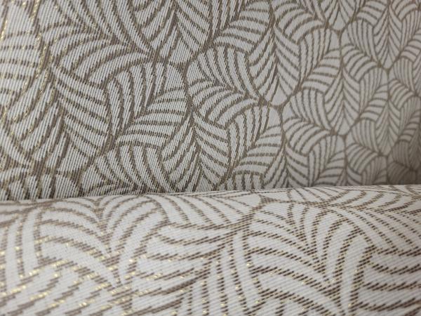 Lurex szállal átszőtt impregnált terítő